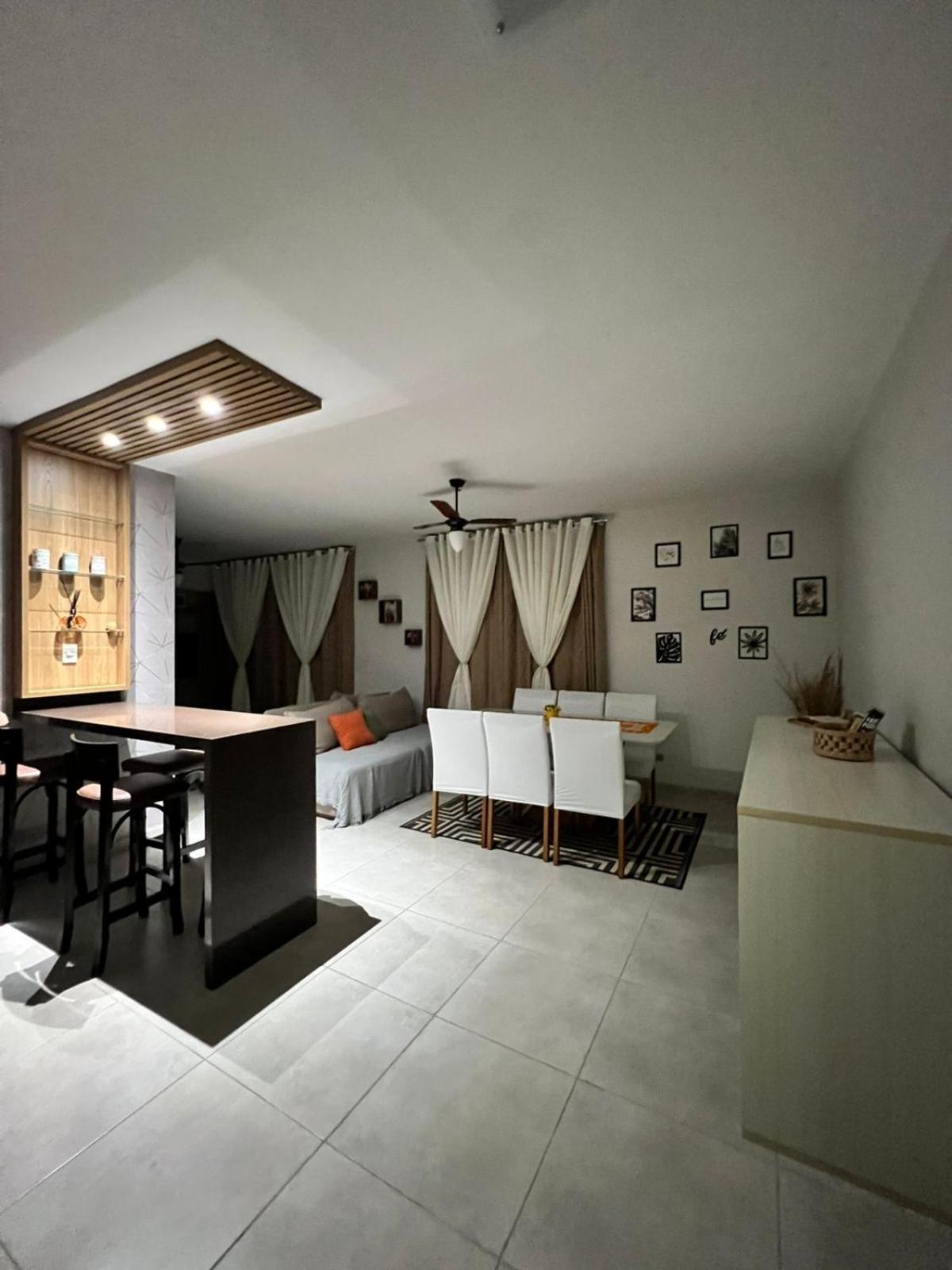Apartamento Amplo E Belissimo! - 3 Quadras Do Mar! Guarujá Exteriör bild