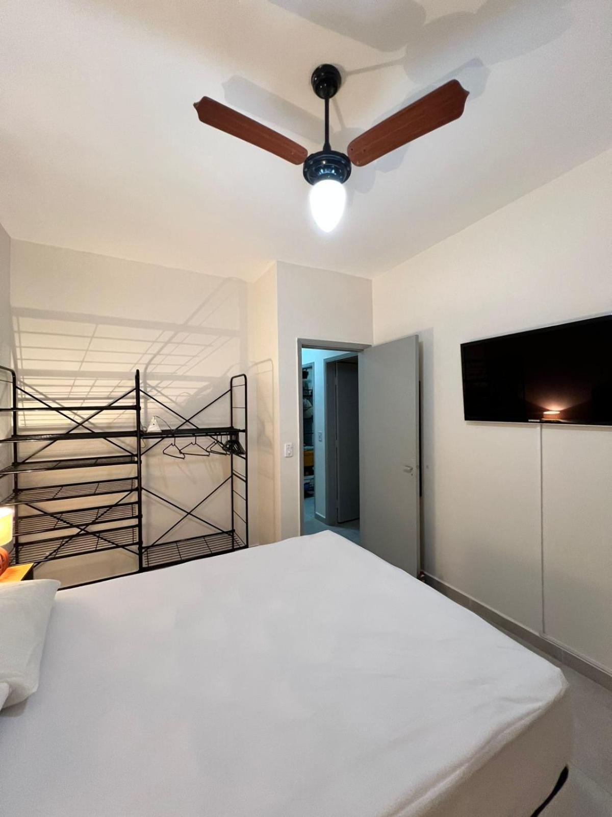 Apartamento Amplo E Belissimo! - 3 Quadras Do Mar! Guarujá Exteriör bild
